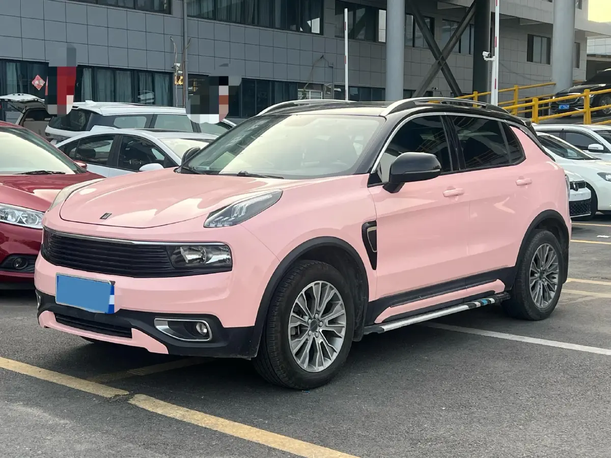 2017 LYNK&CO 01 2.0T 190HP L4 6AT