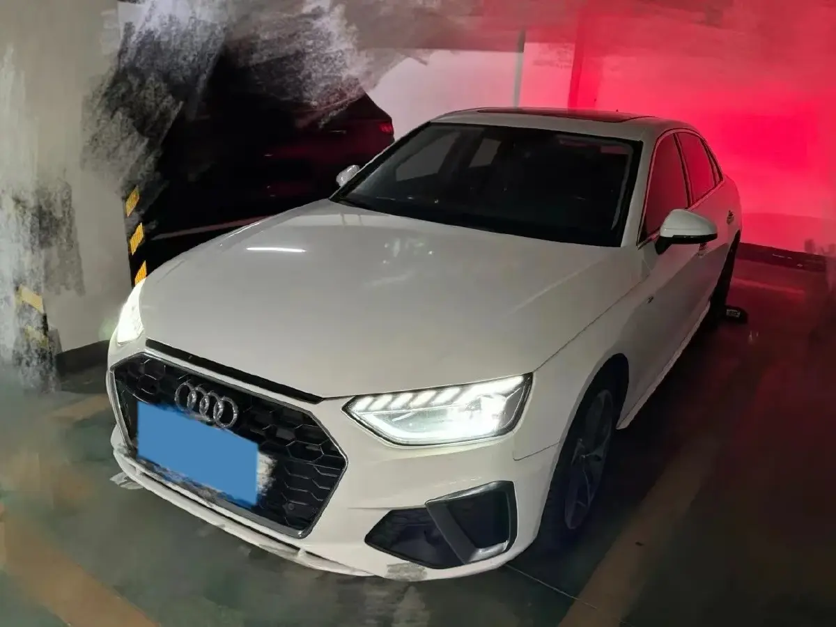 2020 Audi A4L 2.0T 150HP L4 7DCT