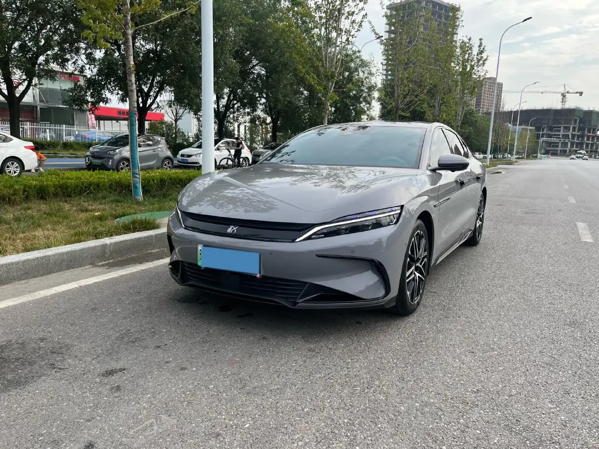 2025 BYD Han BEV 72KWH