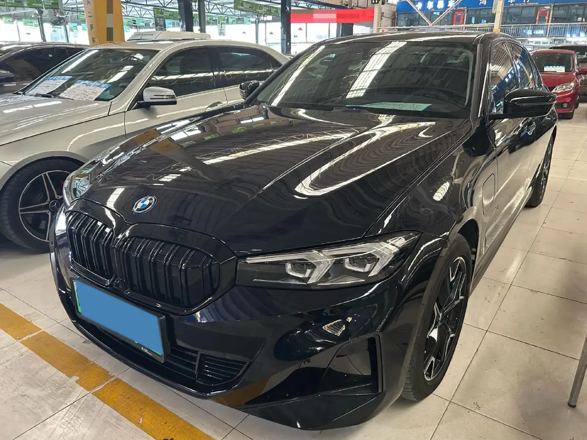 2024 BMW i3 BEV 79.05KWH