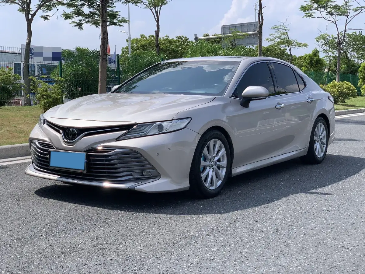 2019 Toyota Camry 2.0L 178HP L4 CVT