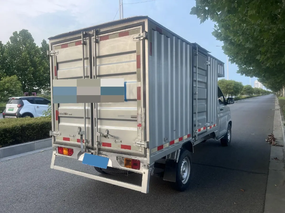 2020 WuLing RongGuang New Truck Special 1.8L 125HP L4 5MT,autocango,china used car exporter,china ev exporter,chinese used car exporter,chinese used ev exporter