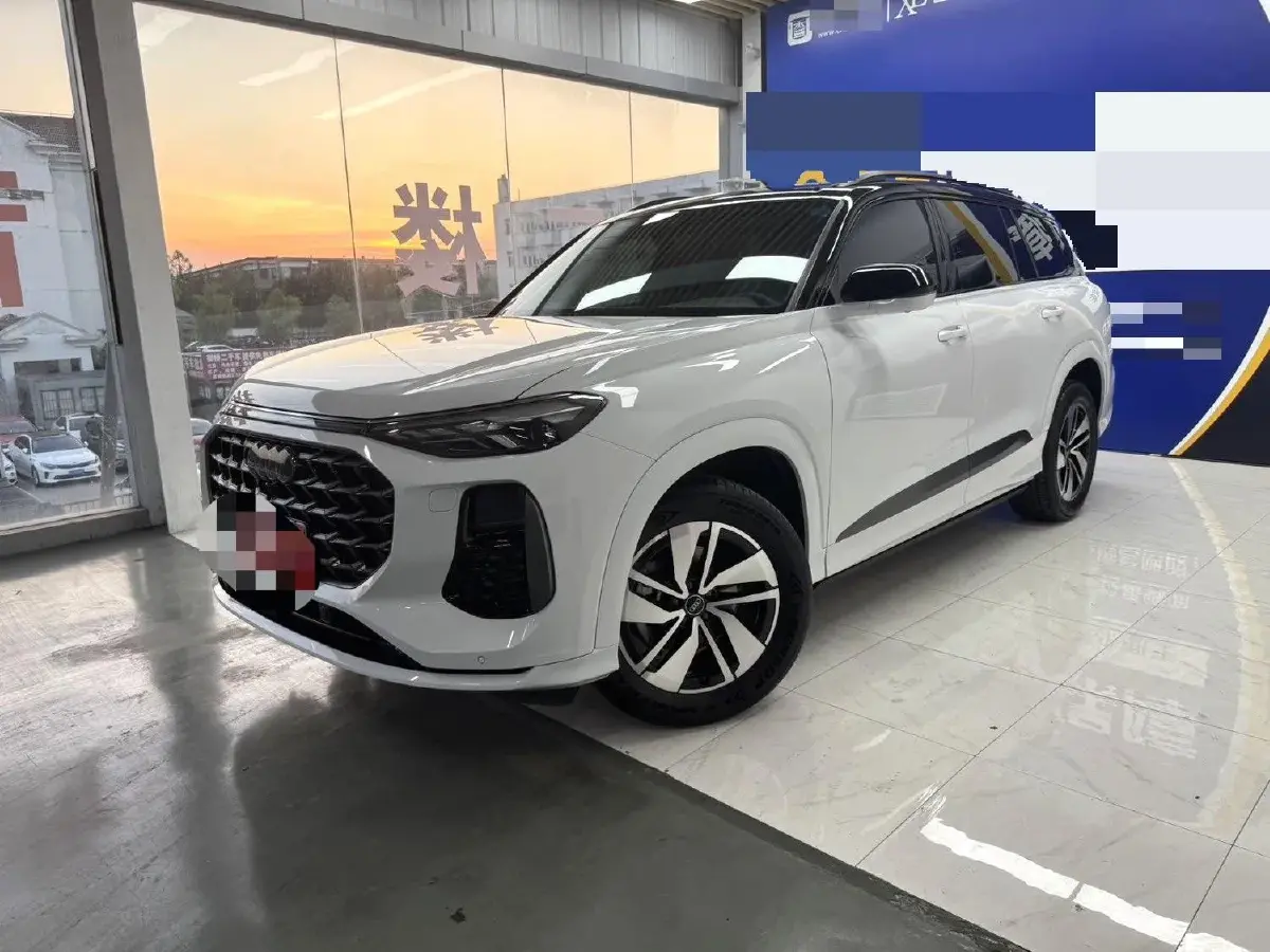 2024 Audi Q6 2.0T 231HP L4 7DCT