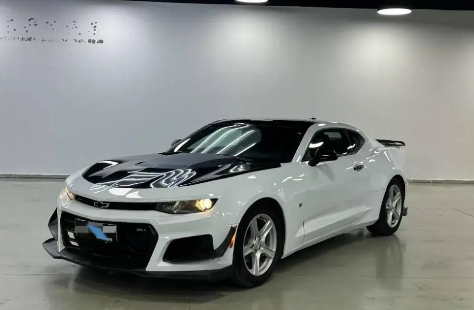 2016 Saleen Comaro 6.2L 450HP V8 6AT