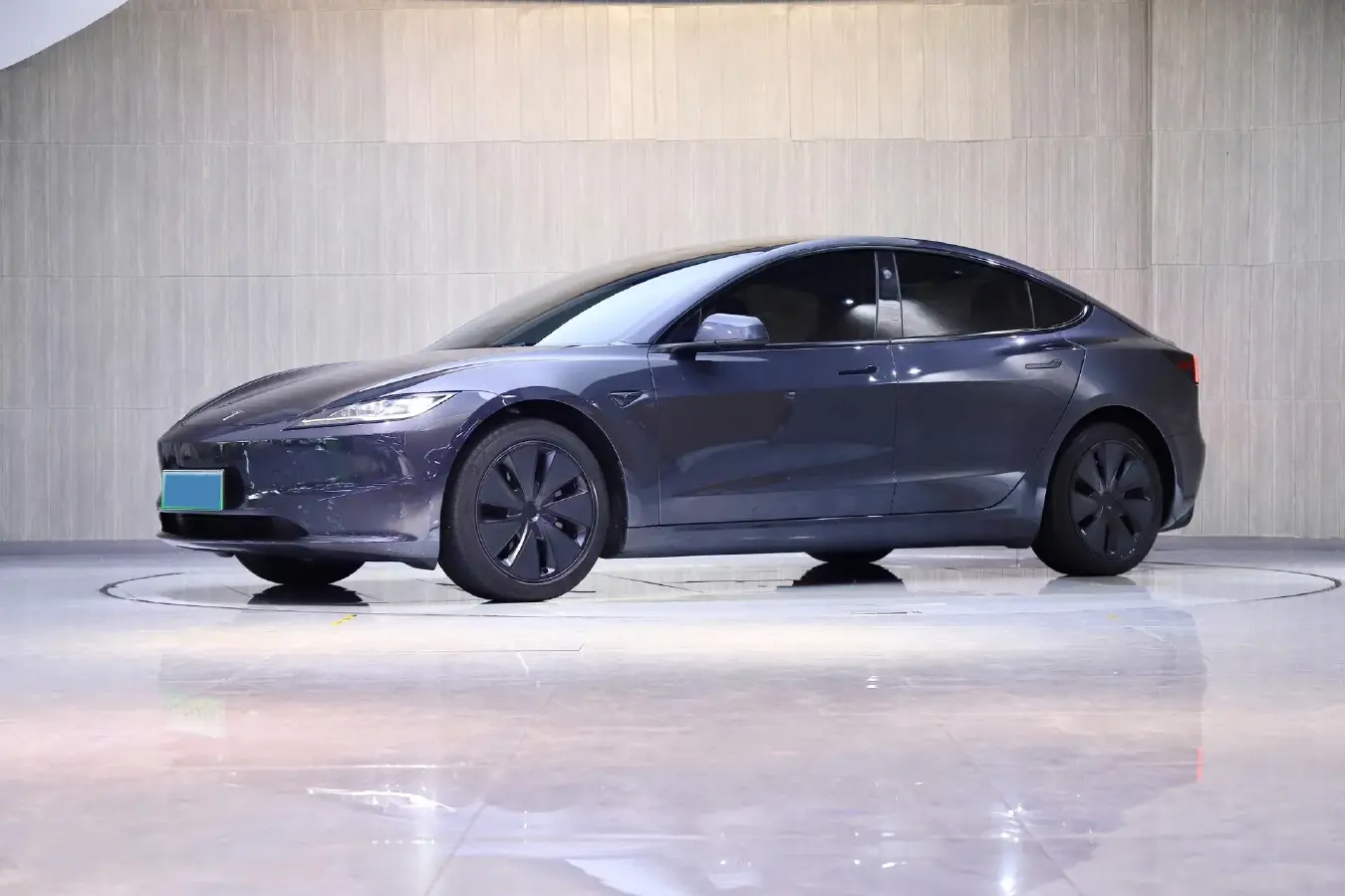 2025 Tesla Model 3 BEV 62.5KWH