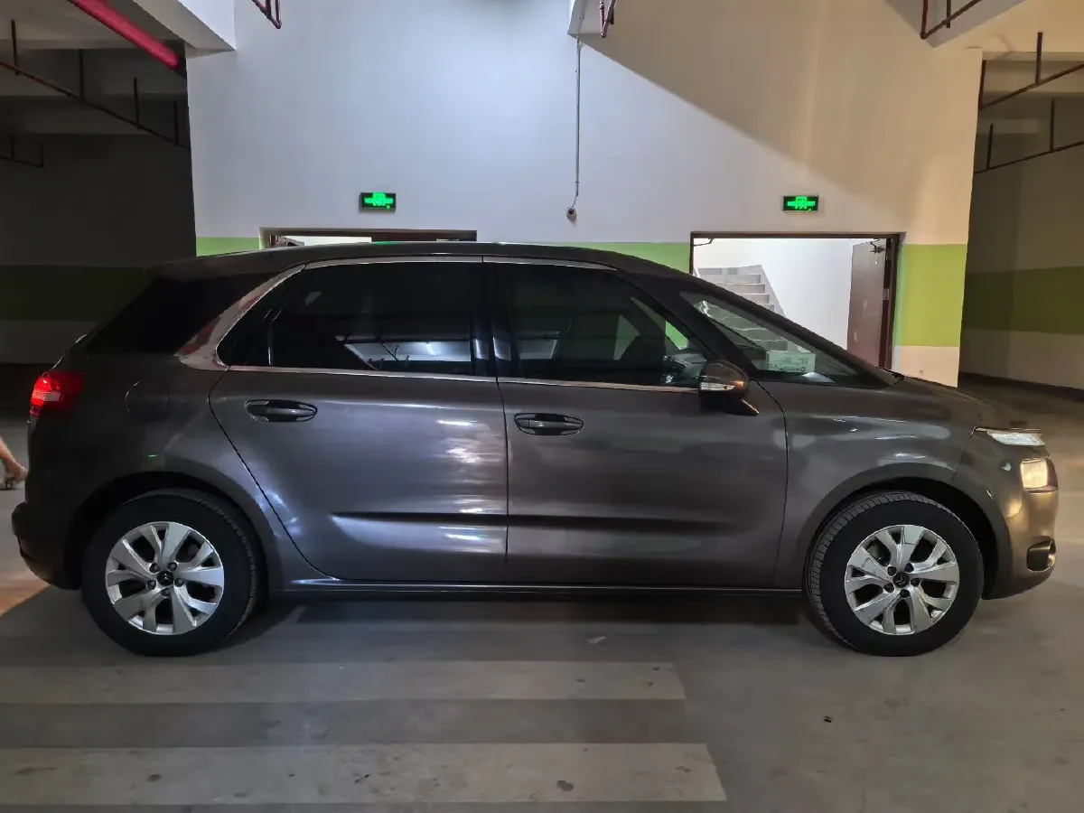 2015 Citroen C4 Picasso 1.6T 165HP L4 6AT,autocango,china used car exporter,china ev exporter,chinese used car exporter,chinese used ev exporter