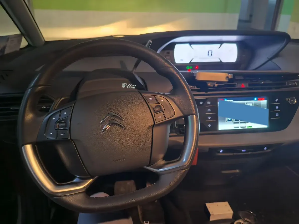 2015 Citroen C4 Picasso 1.6T 165HP L4 6AT,autocango,china used car exporter,china ev exporter,chinese used car exporter,chinese used ev exporter