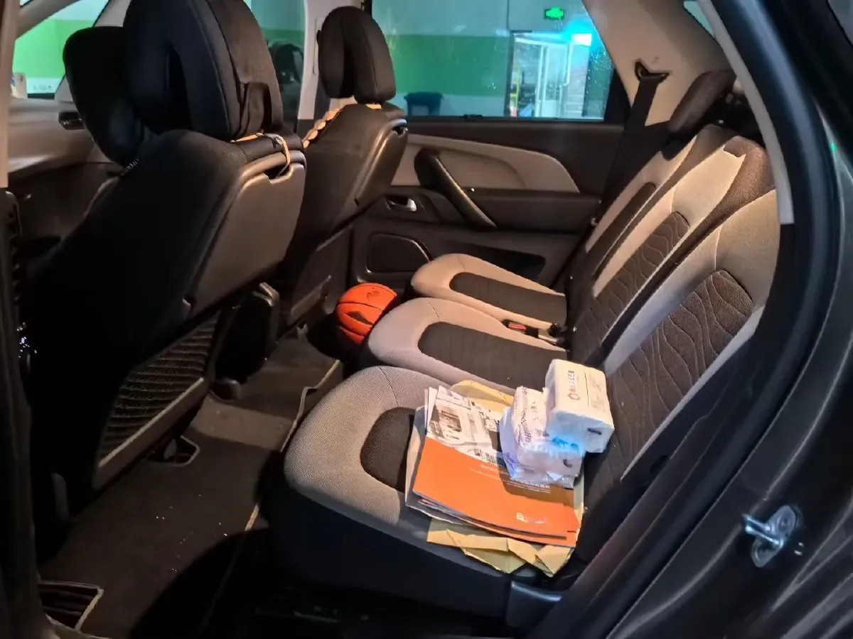 2015 Citroen C4 Picasso 1.6T 165HP L4 6AT,autocango,china used car exporter,china ev exporter,chinese used car exporter,chinese used ev exporter