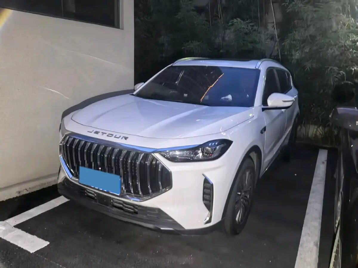 2024 Jetour X70 Plus 1.6T 197HP L4 7DCT