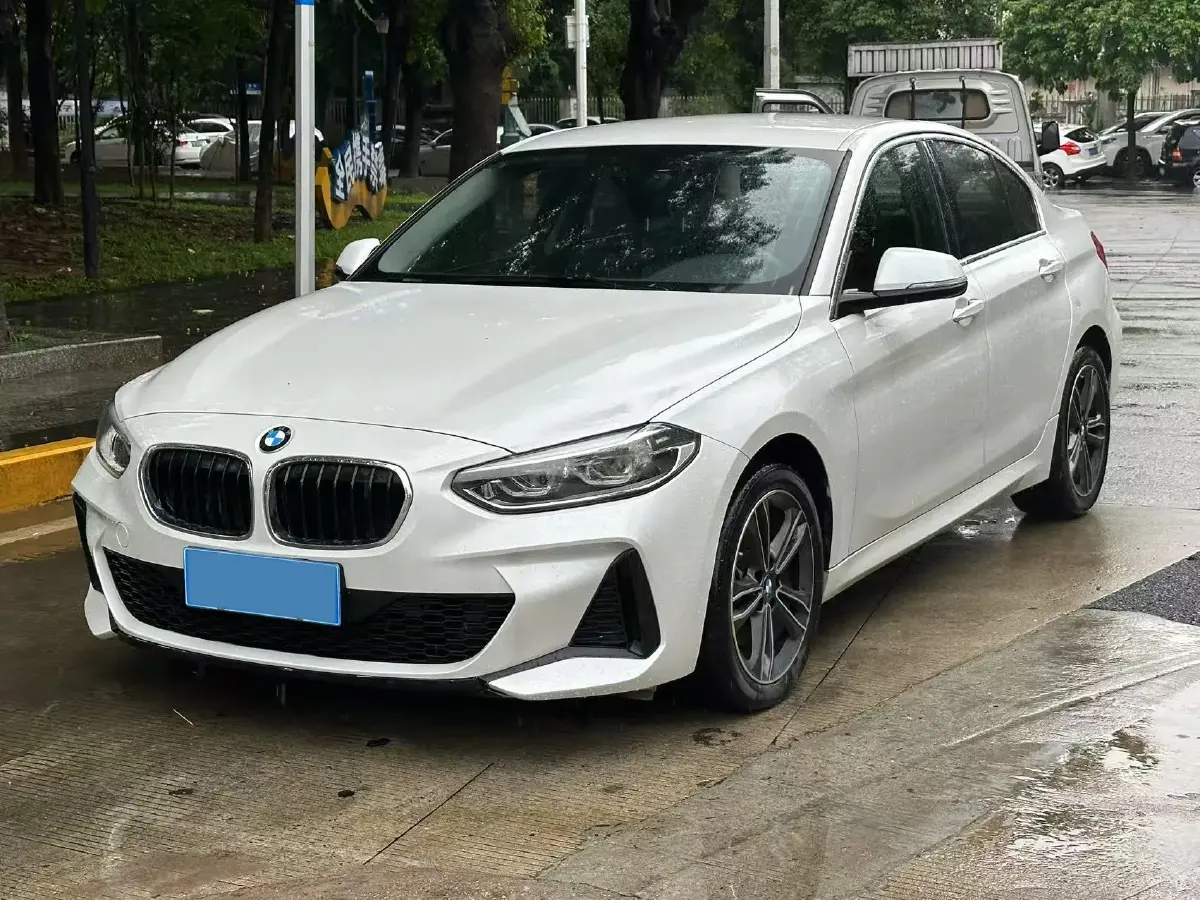 2022 BMW 1 Series 1.5T 140HP L3 7DCT 2022 BMW 1 Series 1.5T 140HP L3 7DCT