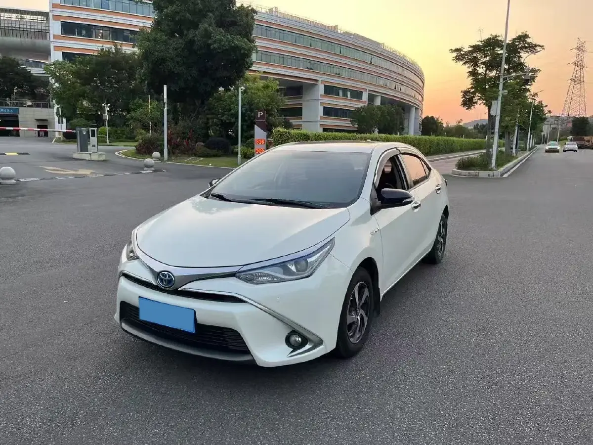 2017 Toyota Levin 1.8L 99HP L4 E-CVT Hybrid