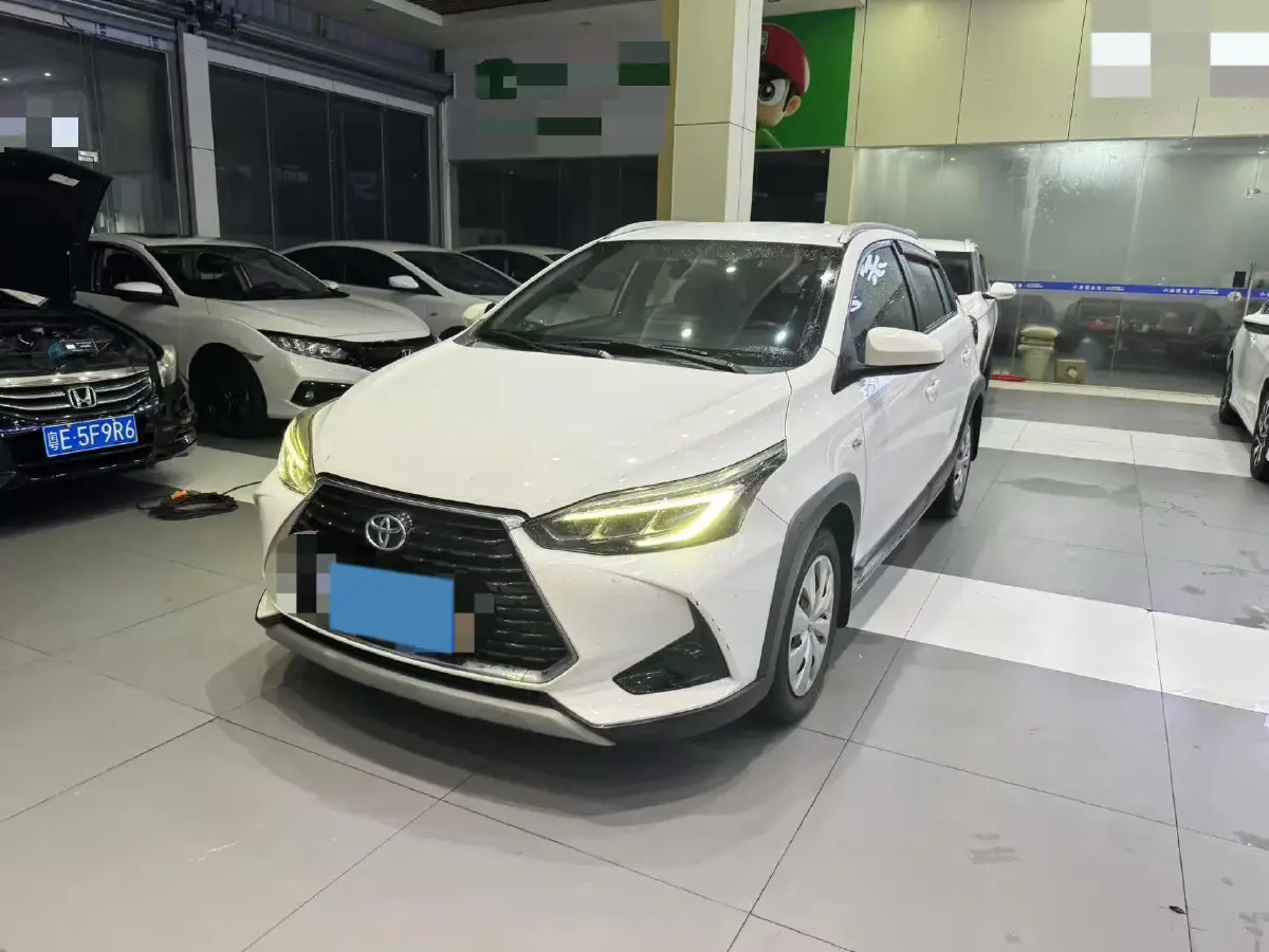 2021 Toyota Yaris L 1.5L 112HP L4 CVT