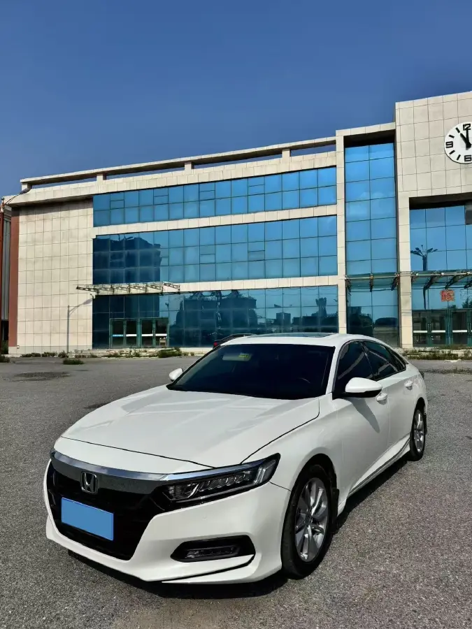 2018 Honda Accord 1.5T 194HP L4 CVT