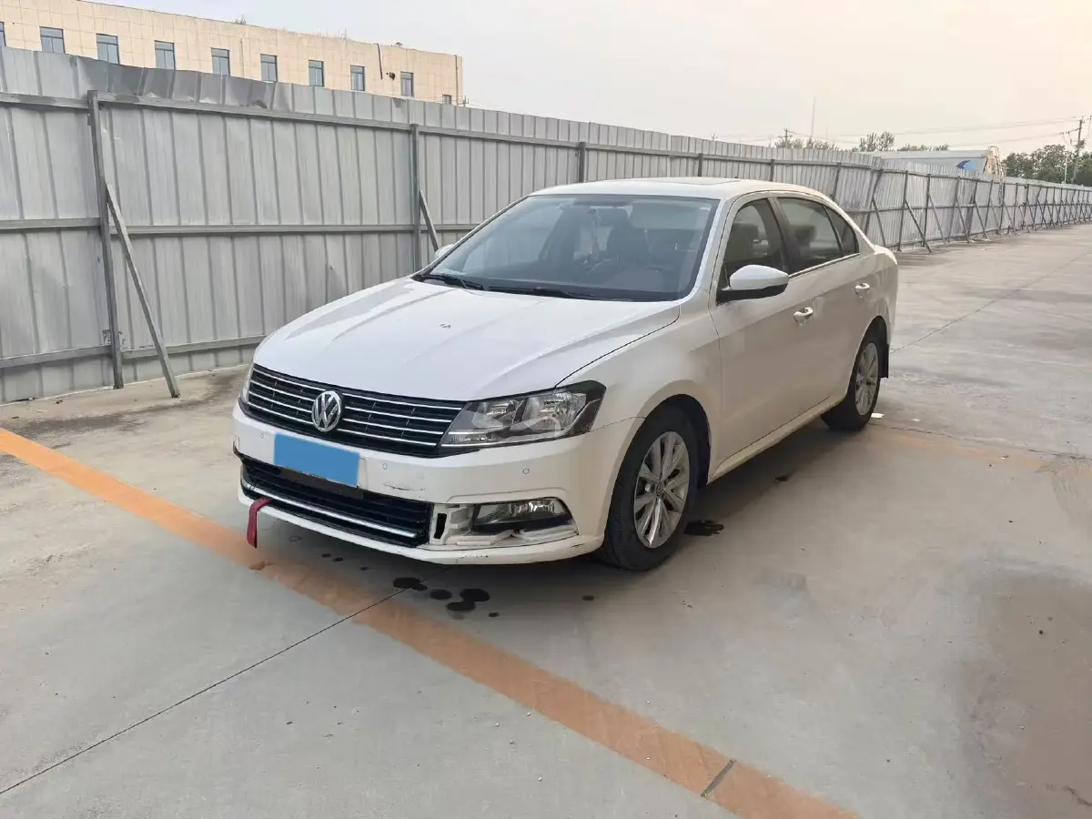 2017 Volkswagen Lavida 1.4T 131HP L4 5MT