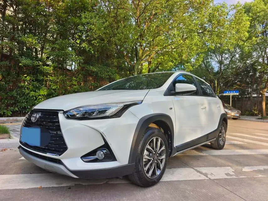 2022 Toyota Yaris L 1.5L 112HP L4 CVT