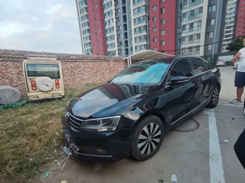 2018 Volkswagen Sagitar 1.6L 110HP L4 6AT