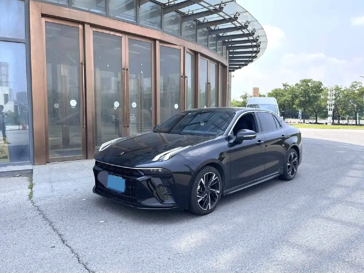 2023 LYNK&CO 03 2.0T 254HP L4 7DCT