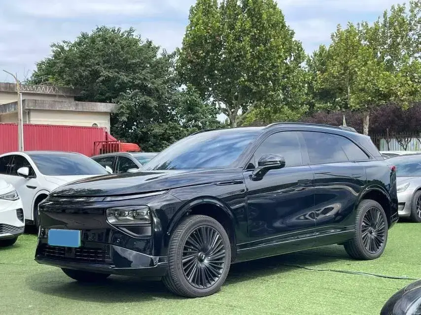 2025 Xpeng G9 BEV 79KWH