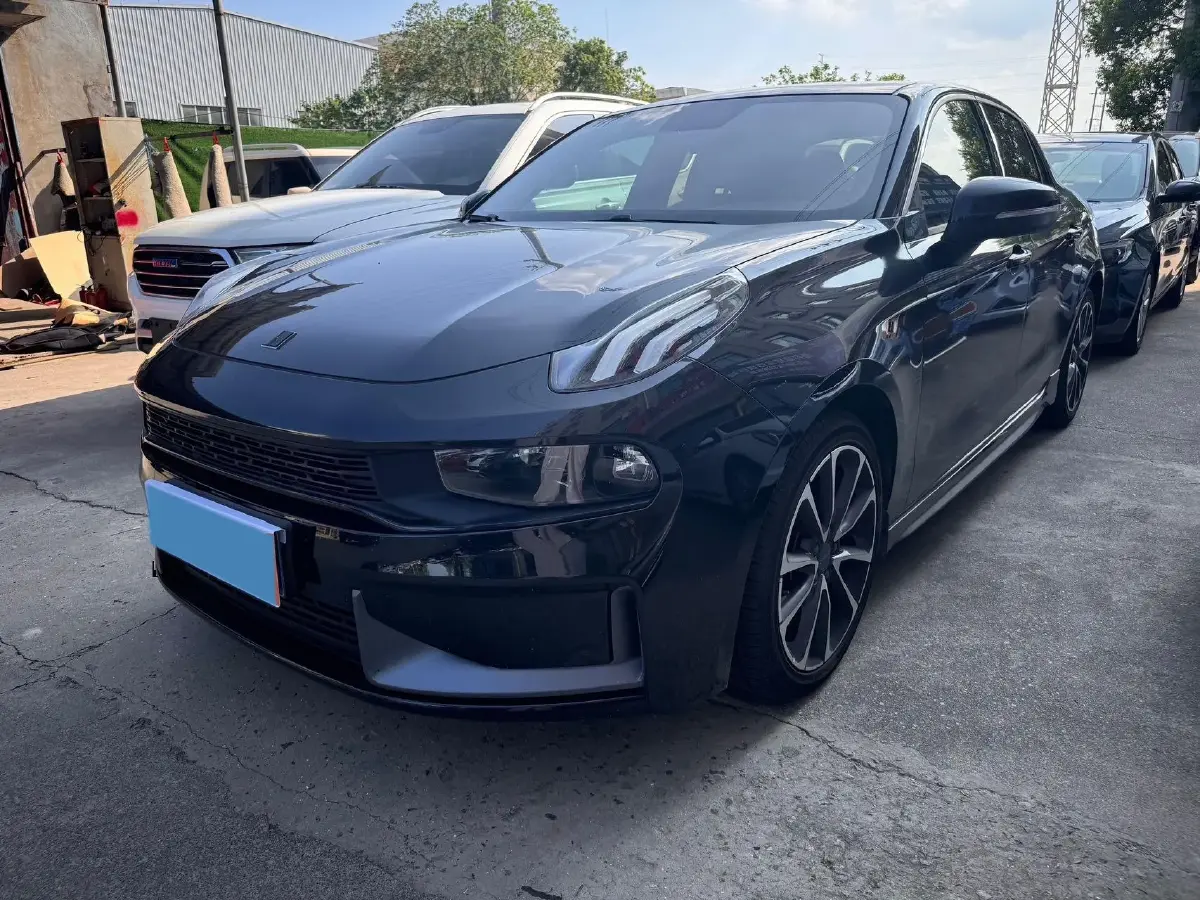 2020 LYNK&CO 03 2.0T 190HP L4 6AT