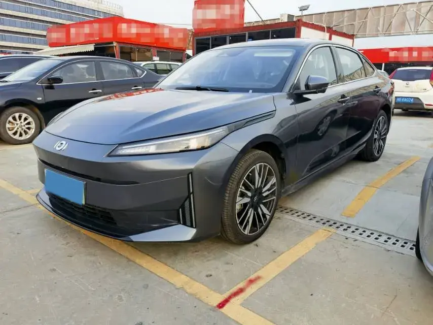 2025 ChangAn QiYuan A05 1.5L 98HP L4 E-CVT PHEV 18.4KWH