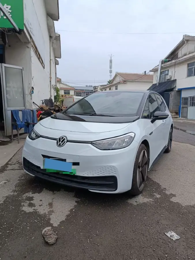 2023 Volkswagen ID.3 BEV 52.8KWH