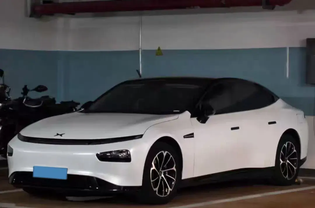 2022 Xpeng P7 BEV 60.2KWH