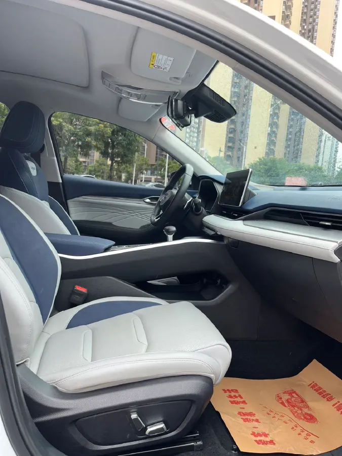 2020 Geely Okavango 1.8T 184HP L4 7DCT,autocango,china used car exporter,china ev exporter,chinese used car exporter,chinese used ev exporter