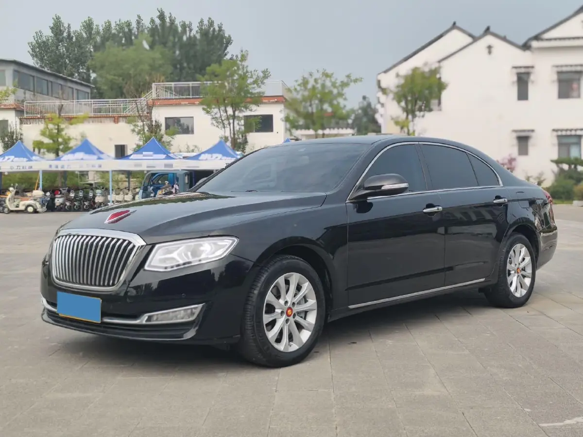 2017 HongQi H7 2.0T 204HP L4 6AT