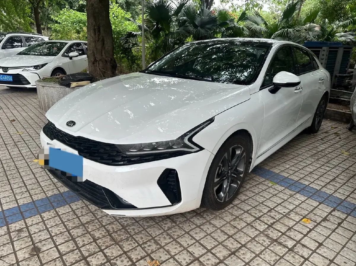 2020 Kia K5 1.5T 170HP L4 7DCT