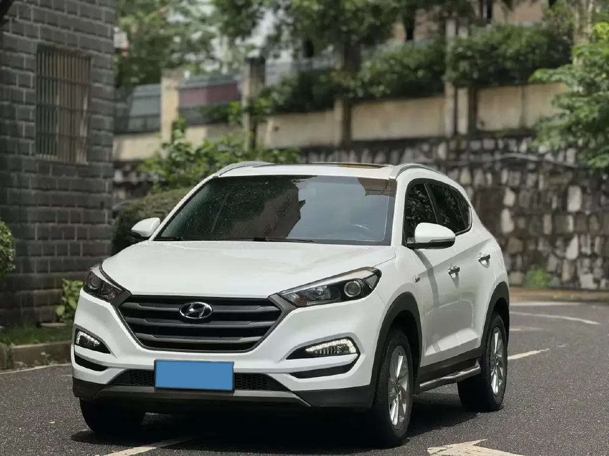 2015 Hyundai Tucson 1.6T 177HP L4 7DCT