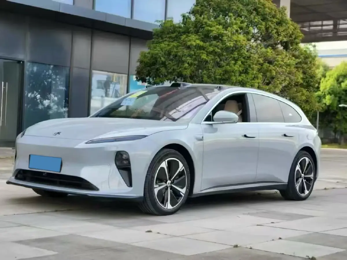 2024 NIO ET5T BEV 75KWH