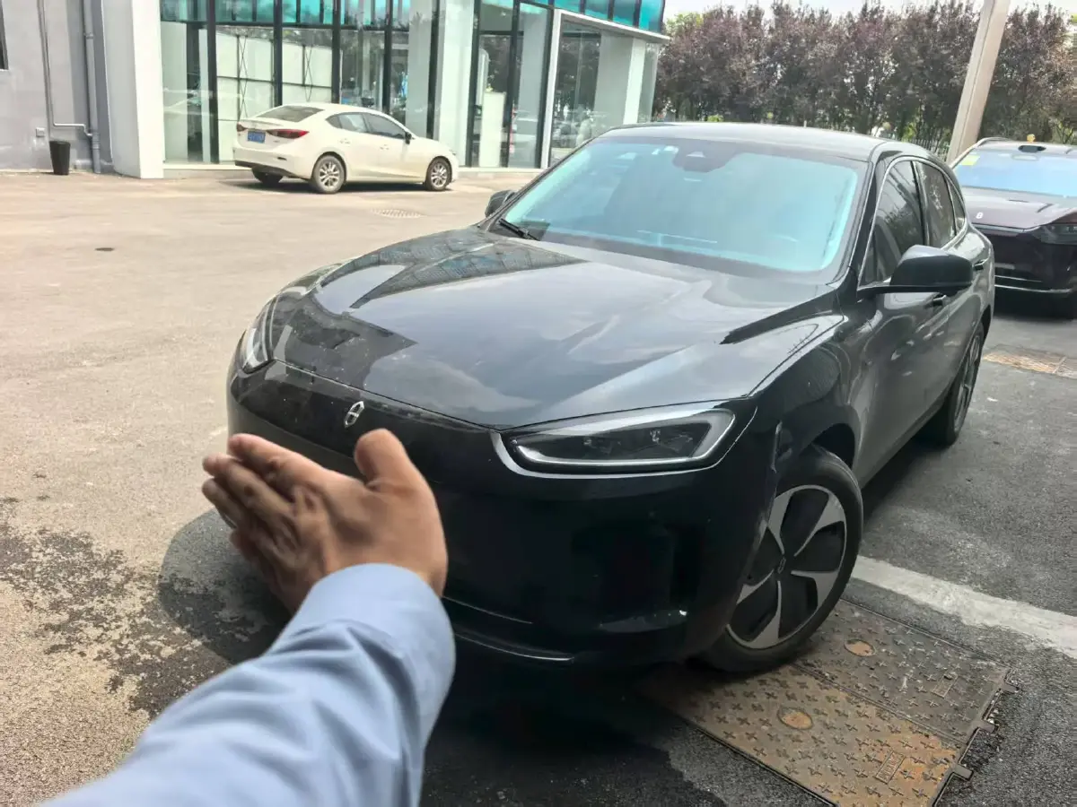 2022 HIMA AITO M5 Range Extended 125HP REEV 40KWH