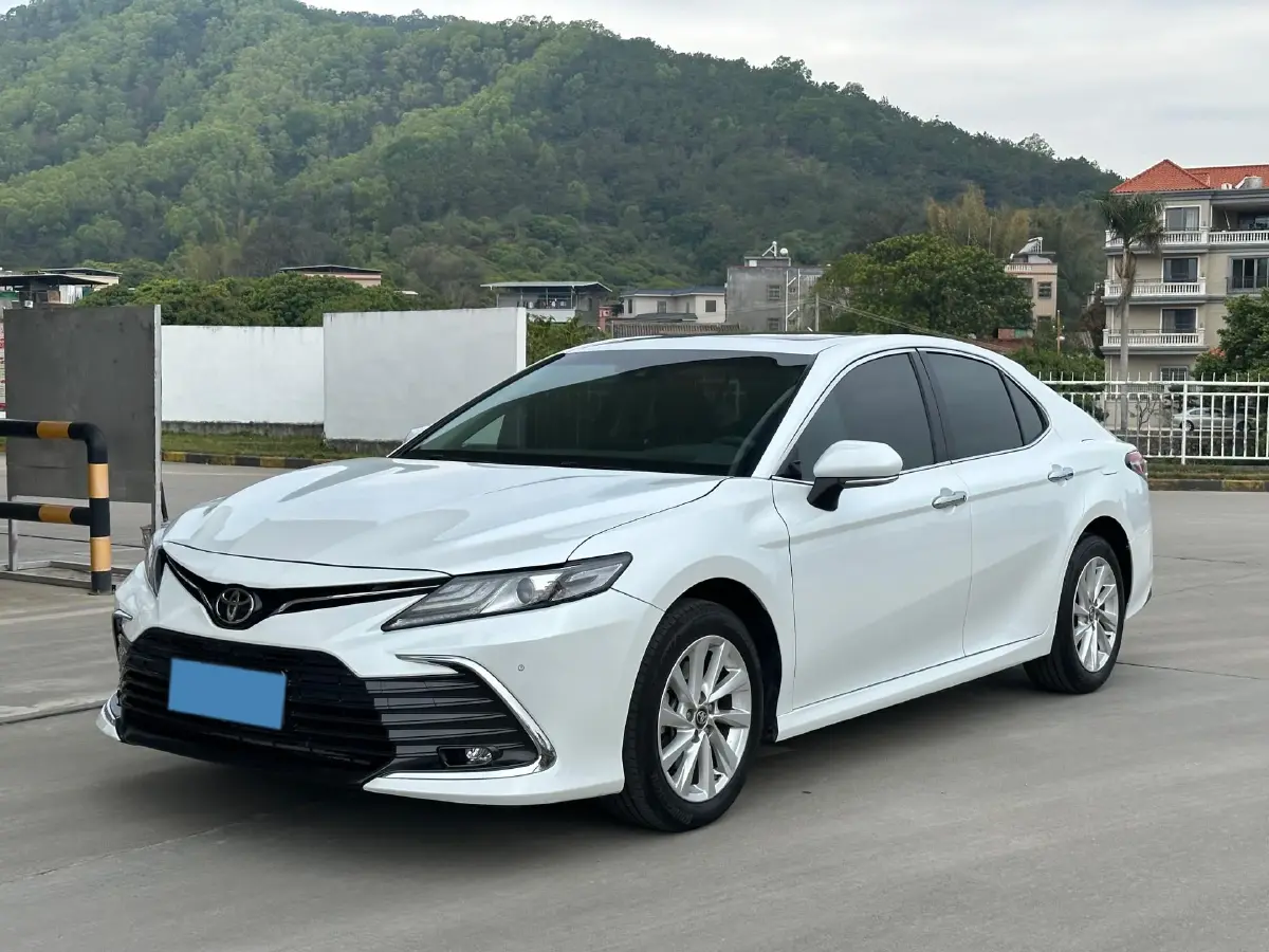 2021 Toyota Camry 2.0L 178HP L4 CVT