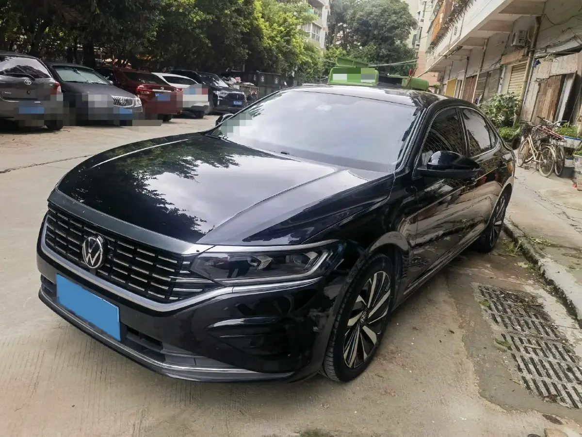 2022 Volkswagen Passat 2.0T 186HP L4 7DCT