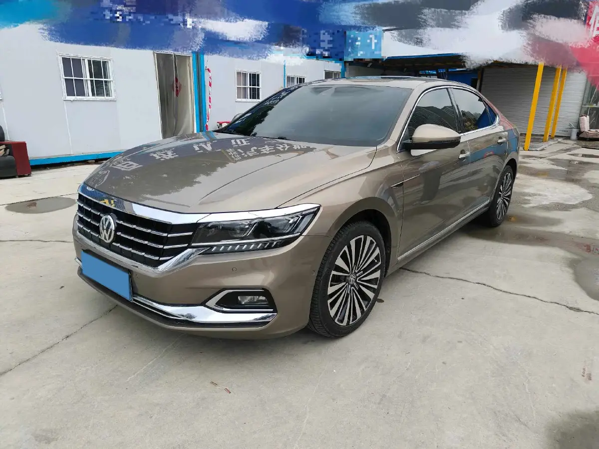 2019 Volkswagen Passat 2.0T 186HP L4 7DCT