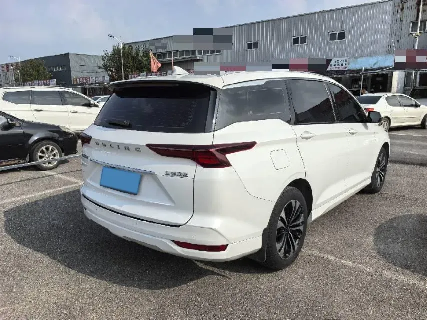 2022 WuLing KaiJie 1.5T 147HP L4 CVT,autocango,china used car exporter,china ev exporter,chinese used car exporter,chinese used ev exporter