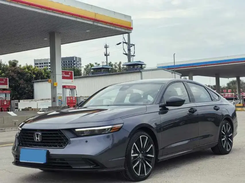 2023 Honda Accord 1.5T 192HP L4 CVT