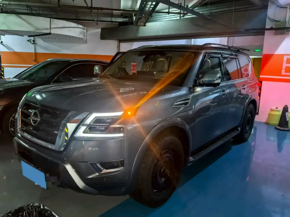 2023 Nissan Patrol 5.6L 400HP V8 7AT