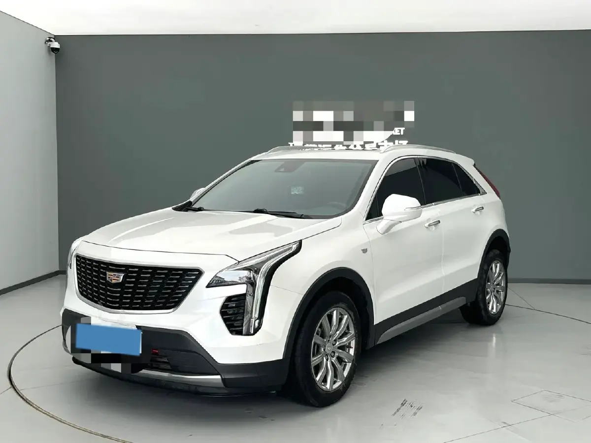 2022 Cadillac XT4 2.0T 237HP L4 9AT
