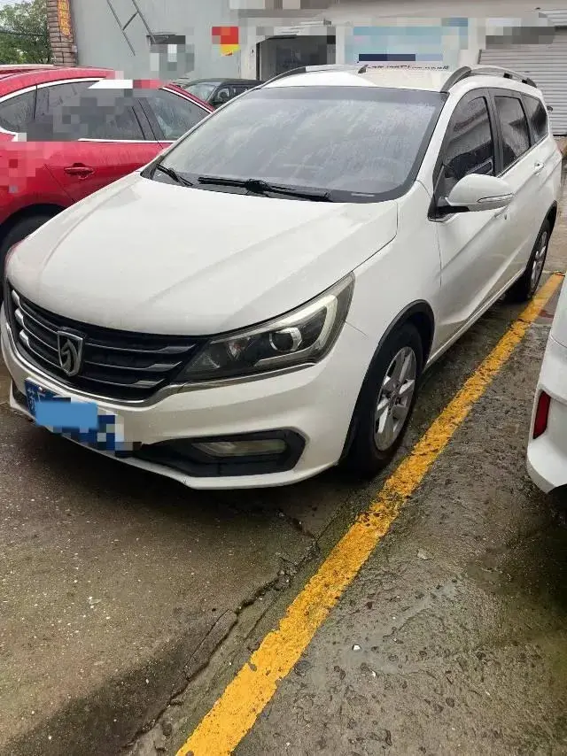 2017 BaoJun 310W 1.5L 112HP L4 6MT