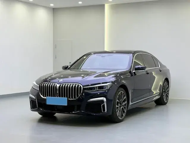2021 BMW 7 Series 3.0T 340HP L6 8AT