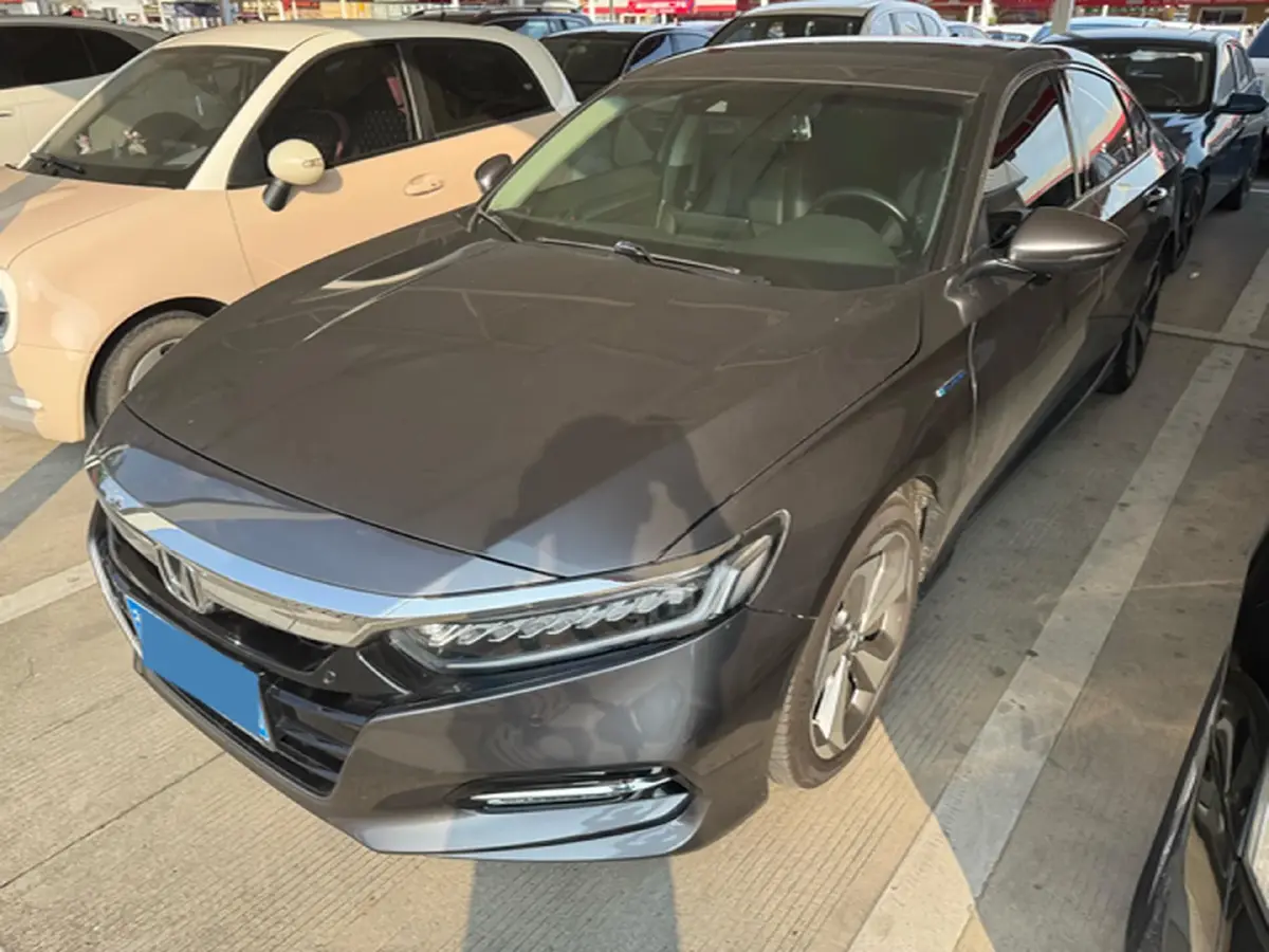 2018 Honda Accord 2.0L 146HP L4 E-CVT Hybrid