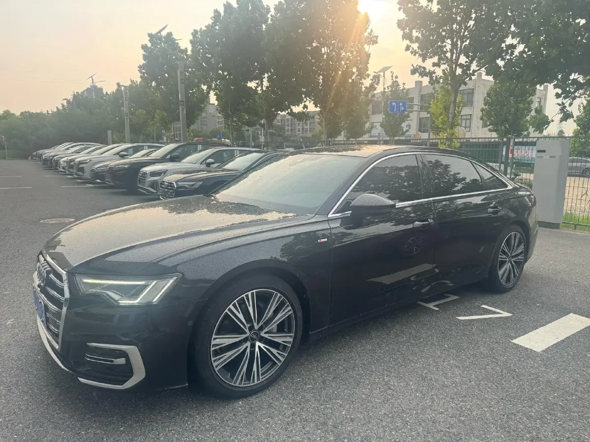 2023 Audi A6L 2.0T 245HP L4 7DCT