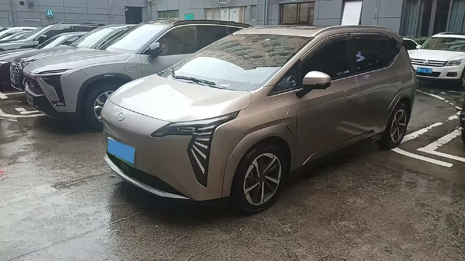 2023 Aion Y BEV 68.2KWH