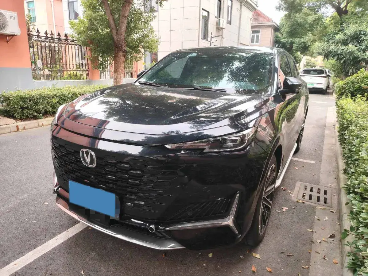 2021 ChangAn UNI-K 2.0T 233HP L4 8AT