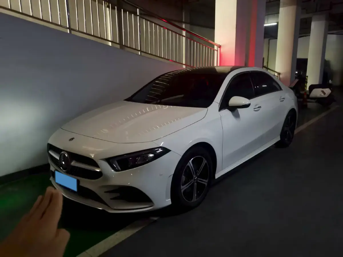 2022 Mercedes-Benz A Class 1.3T 163HP L4 7DCT