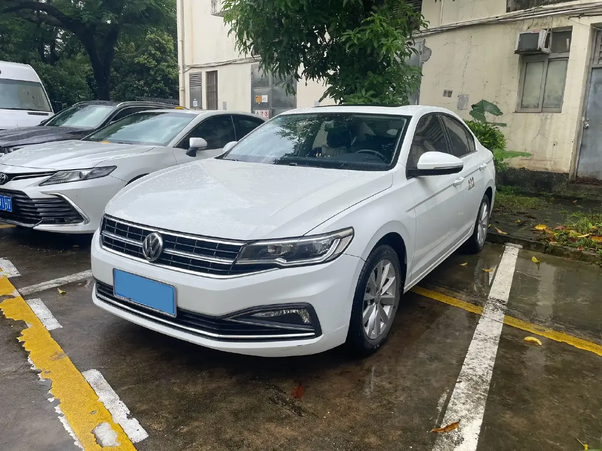 2020 Volkswagen Bora 1.5L 113HP L4 6AT