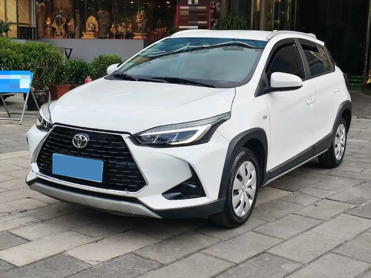 2022 Toyota Yaris L 1.5L 112HP L4 CVT