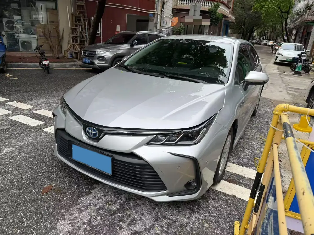 2022 Toyota Corolla 1.8L 98HP L4 E-CVT Hybrid