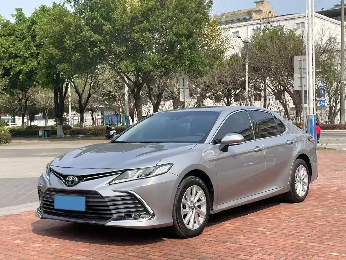 2021 Toyota Camry 2.5L 178HP L4 E-CVT Hybrid